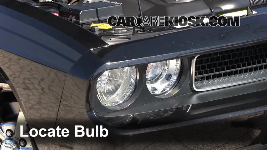 2010 Dodge Challenger RT 5.7L V8 Lights Headlight (replace bulb)